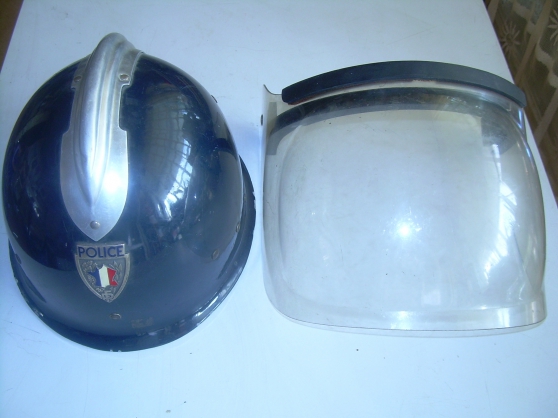Casque de CRS de 1970 - Photo 2