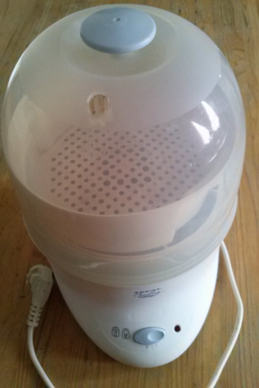 Sterilisateur/cuiseur vapeur Tefal baby